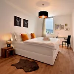 Apollis Business&budget By Ambiente *