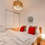 Apollis Business&budget By Ambiente