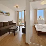 Apollis Business&budget By Ambiente Apartment *
