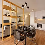 Apollis Business&budget By Ambiente Apartment