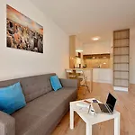 Apollis Business&budget By Ambiente Pressburg
