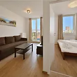 Apartment Apollis Business&budget By Ambiente