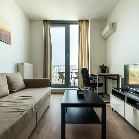 Apollis Business&budget By Ambiente Apartment