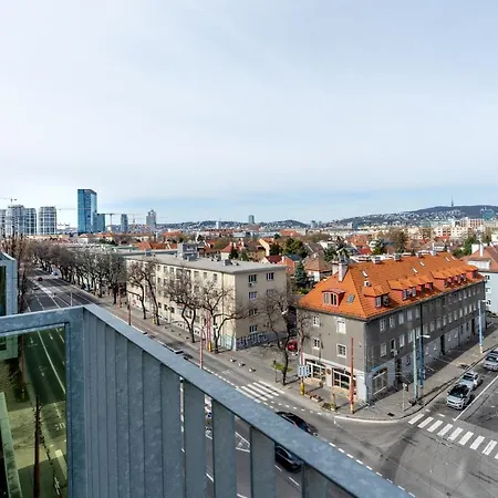 Apollis Business&budget By Ambiente Apartment Bratislava