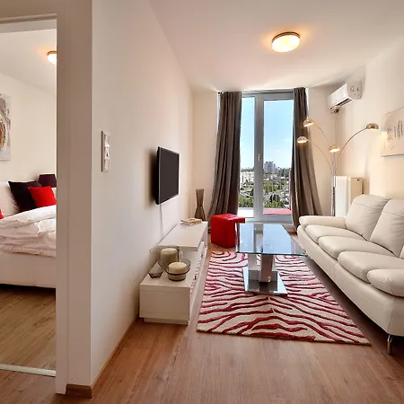 Apartment Apollis Business&budget By Ambiente