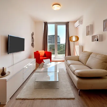 Apartment Apollis Business&budget By Ambiente