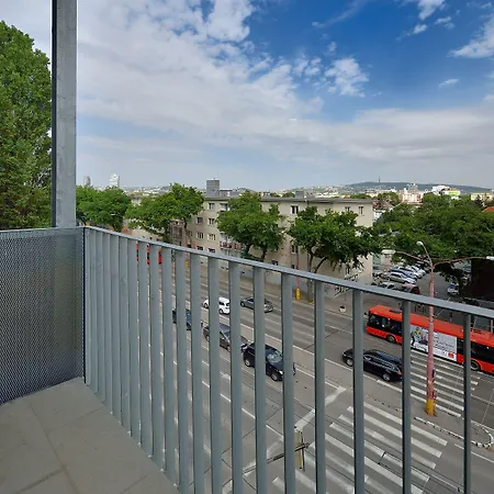 Apollis Business&budget By Ambiente Apartment Bratislava