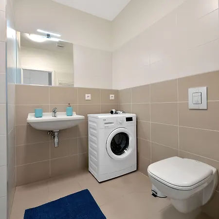 Apartment Apollis Business&budget By Ambiente *