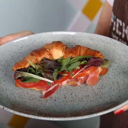 Apartment Apollis Business&budget By Ambiente Bratislava