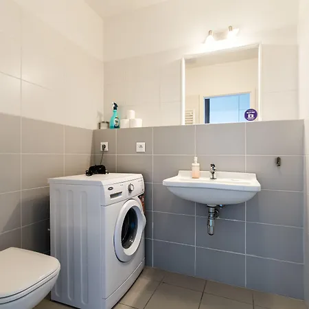 Apollis Business&budget By Ambiente Apartment *