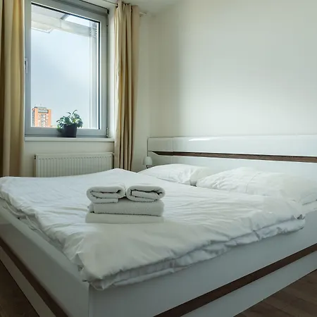 Apartment Apollis Business&budget By Ambiente