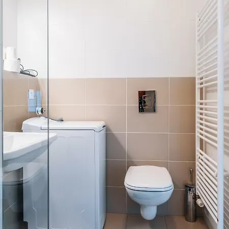 Apartment Apollis Business&budget By Ambiente