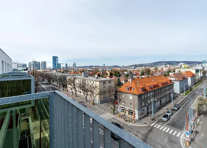 Apollis Business&budget By Ambiente Apartmán Bratislava