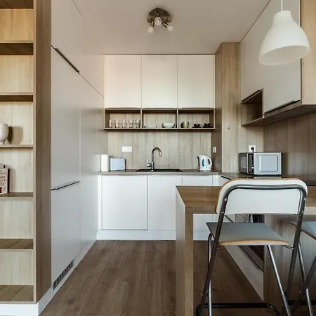 Apollis Business&budget By Ambiente * ברטיסלאבה