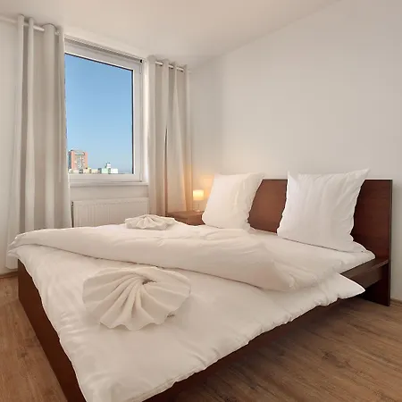 Apollis Business&budget By Ambiente * ברטיסלאבה