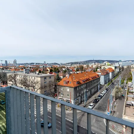 Apollis Business&budget By Ambiente * ברטיסלאבה