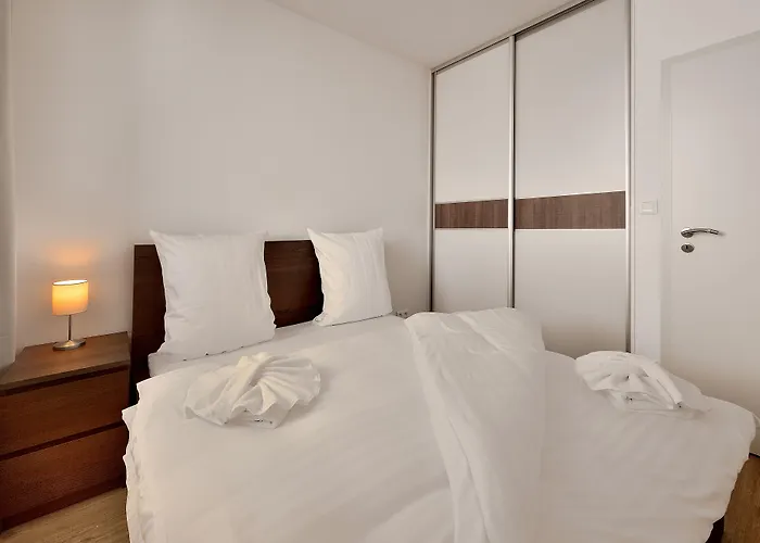 Apartment Apollis Business&budget By Ambiente Bratislava