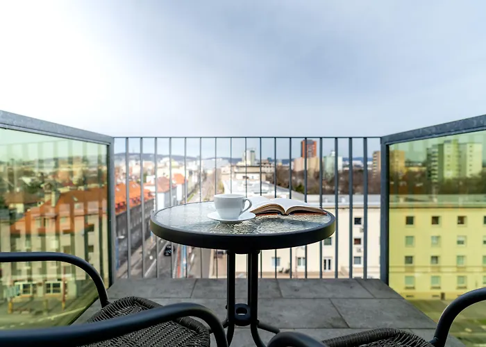 Apartment Apollis Business&budget By Ambiente